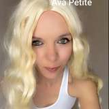 ava.petite from onlyfans