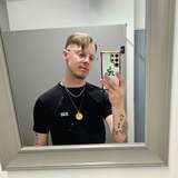 MrTheKing21 from fansly